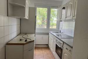 2-Zimmer-Wohnung mit Einbauküche und Waschmaschine – Yorckstraße 30b, 9130 Yorckgebiet, Chemnitz – Vorschaubild 1