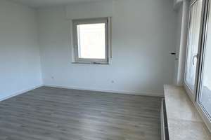 Ankommen und wohlfühlen – frisch renovierte 4-Zimmer-Wohnung mit zwei Balkonen – In den Weinbergen 12, 70439 Stammheim-Süd, Stuttgart – Vorschaubild 6