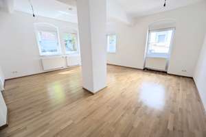 *Heusteigviertel - Schöne Erdgeschoss-Wohnung mit Terrasse und Einbauküche*