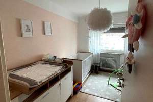 Helle 3-Zimmer-Wohnung mit Balkon, EBK und Glasfaser – zentral in Bad Homburg – Schwalbacher Straße 2a, 61350 Bad Homburg vor der Höhe – Vorschaubild 12