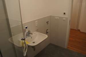 Top renovierte 2 - Zimmerwohnung - WG-geeignet – Hallergasse 3, 93047 Innenstadt, Regensburg – Vorschaubild 8