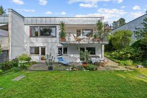 Stilvoll modernisiertes Familiendomizil in bester Wohnlage von Reutlingen – Die vollständige Adresse der Immobilie erhältst du vom Anbieter., 72766 Reutlingen-Mitte, Reutlingen – Vorschaubild 6