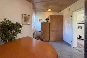 Gepflegtes Einfamilienhaus in ruhiger Wohnlage – Die vollständige Adresse der Immobilie erhältst du vom Anbieter., 72393 Burladingen – Vorschaubild 10
