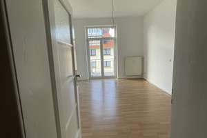 2 Zimmer mit großem Balkon im westlichen Ringgebiet – Münstedterstr 18, 38114 Westliches Ringgebiet, Braunschweig – Vorschaubild 2