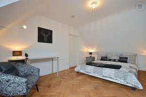 Wunderschön möblierte Altbauwohnung im beliebten Stuttgarter Westen – Die vollständige Adresse der Immobilie erhältst du vom Anbieter., 70197 Feuersee, Stuttgart – Vorschaubild 2