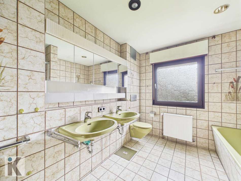 Badezimmer EG