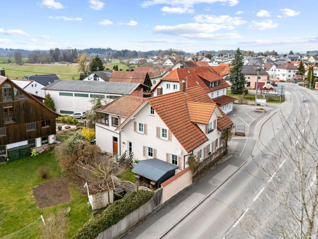 Immobilie in Schlier - Schlier / Unterankenreute - Charmantes ZFH! Viel Potenzial & Nähe zum Rößler Weiher... - Bild 0