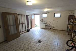 Haus mit Potential in ruhiger Lage nähe Aisch-Park-Center – Die vollständige Adresse der Immobilie erhältst du vom Anbieter., 91315 Höchstadt an der Aisch – Vorschaubild 37