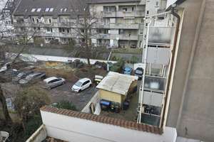 City-Rand: gut-geschnittene 2,5.Zimmerwohnung im 3.OG eines Altbaus! (360°Rundgang) – Widumestraße 16, 44787 Gleisdreieck, Bochum – Vorschaubild 9