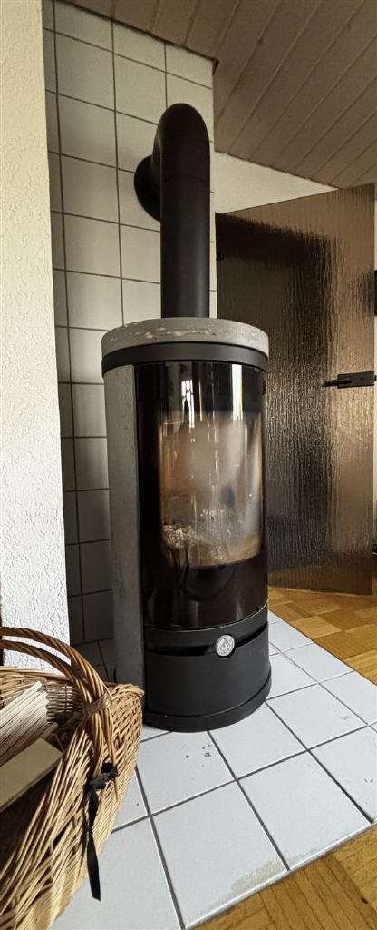 Immobilie in Leingarten - VBU Immobilien - Familienidylle in zentraler Lage mit Garten, Terrasse &amp; ausgebautem Dachgesch - Bild 3