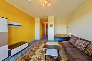 Bezugsfrei: 1-Zimmer-Wohnung mit Weitblick, Loggia & Aufzug in Würzburg-Lengfeld – Die vollständige Adresse der Immobilie erhältst du vom Anbieter., 97076 Lengfeld, Würzburg – Vorschaubild 1