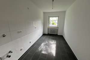 Helle 3 Zi.-Whng.- mit Balkon - Wannenbad mit Fenster - Duisburg Rumeln – Beethovenstraße 1, 47239 Rumeln-Kaldenhausen, Duisburg – Vorschaubild 2