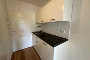 Tolles Apartment mit EBK und Balkon! – Bevenser Weg 3, 30625 Hannover – Vorschaubild 5
