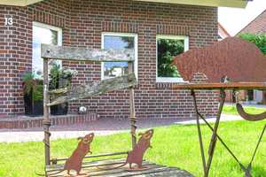 *** Traumhafter Garten mit Traumhaus ***
Eltern und Kinder werden dieses Haus lieben – Leer (Kreis) – Vorschaubild 73