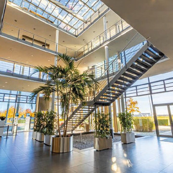 STOCK - AIRPORT OBERPFAFFENHOFEN | TESTING | BÜRO | 7m DECKENHÖHEN | 80t BODENLAST | AB SOFORT