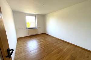 Barrierefreier modernisierter Bungalow mit Wintergarten in Nürnberg-Langwasser! – Die vollständige Adresse der Immobilie erhältst du vom Anbieter., 90473 Langwasser Südost, Nürnberg – Vorschaubild 28