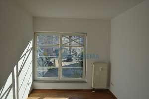 5- Zimmer- Wohnung über 2 Etagen mit kleinem Balkon zu vermieten – Feldstraße 38, 18273 Güstrow – Vorschaubild 4