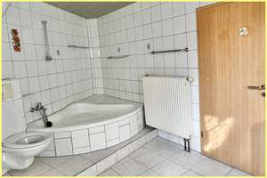Zentral gelegene 4-Zimmer-Wohnung – ideal für Eigennutzer oder Kapitalanleger – Die vollständige Adresse der Immobilie erhältst du vom Anbieter., 90478 Ludwigsfeld, Nürnberg – Vorschaubild 8