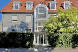 Wunderschöne Maisonette-Gartenwhg. in Laim mit Südostgarten und 2 Balkonen (Haus kompl. entk. 2001).