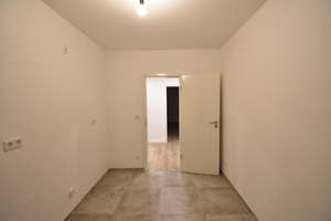 ERSTBEZUG nach Sanierung! Ideal geschnittene 3-Zimmer-Wohnung mit 2 Balkonen  – Paul-Bonatz-Straße 27, 40595 Garath, Düsseldorf – Vorschaubild 6