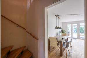 Modernes Reihenmittelhaus mit zwei TG-Stellplätzen in Neuehrenfeld – Die vollständige Adresse der Immobilie erhältst du vom Anbieter., 50825 Neuehrenfeld, Köln – Vorschaubild 9