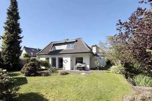 Einfamilienhaus im Landhaus-Stil am Rande der Wahner Heide