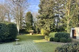 Exklusives Wohnen in Sackgassenlage: Gepflegtes Haus mit Galerie, Kamin und Garten in Heide-Ost – Die vollständige Adresse der Immobilie erhältst du vom Anbieter., 25746 Heide – Vorschaubild 5