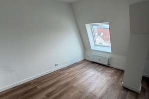 Moderne 2- Zimmer Dachgeschosswohnung nach DG-Ausbau *nur schriftl. Anfragen* – Iltisstrasse 5, 24143 Gaarden-Ost, Kiel – Vorschaubild 9