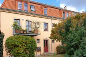 Nachhaltig vermietetes Mehrfamilienhaus mit Hinterhaus in begehrter Wohnlage