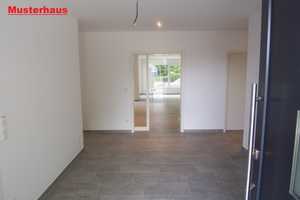 Moderner Neubau-Winkelwalmdachbungalow mit unverbaubarem Blick in Südlage – Emsland (Kreis) – Vorschaubild 7