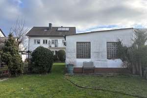 Großzügiges 3 Familienhaus in Limeshain Rommelhausen – Die vollständige Adresse der Immobilie erhältst du vom Anbieter., 63694 Limeshain – Vorschaubild 5