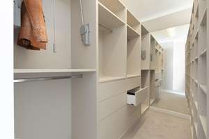Stilvolles Juwel: Altbau mit exklusiver Ausstattung und Sauna – Kennedydamm 7, 40476 Golzheim, Düsseldorf – Vorschaubild 10