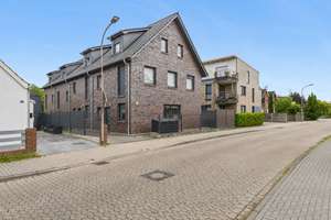 Modern wohnen in Buxtehude – stilvolles Endreihenhaus – Die vollständige Adresse der Immobilie erhältst du vom Anbieter., 21614 Buxtehude – Vorschaubild 1