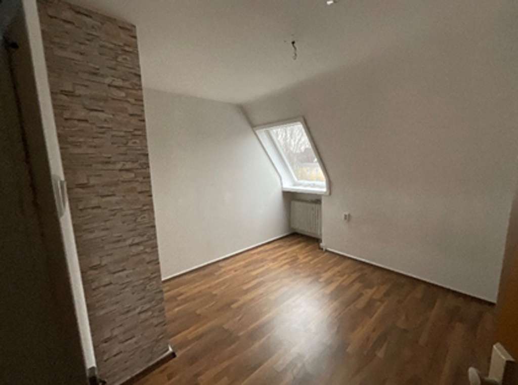 Immobilie in Wilhelmshaven - 3-Zimmer-Wohnung mit Potenzial in Fedderwardergroden zum Verkauf! - Bild 3