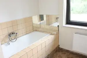 Neuer Preis! Freistehendes EFH auf 1.440 m² -Grundstück, weitere Bebauung möglich.... – Leipzig (Kreis) – Vorschaubild 6