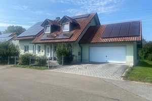 Haus mit zwei Wohneinheiten und Doppelgarage in ruhiger und bevorzugter Ortsrandlage – Kelheim (Kreis) – Vorschaubild 4