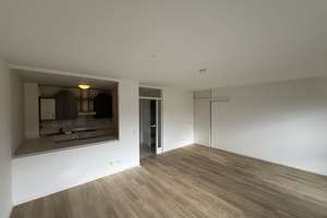 Ansprechende, helle 4-Raum-Wohnung mit EBK, in ruhiger Gartenanlage – Platter Straße 162b, 65193 Nordost, Wiesbaden – Vorschaubild 4