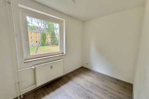 Frisch renoviert -1,5 Zi.-Whng. mit Einbauküche – Brückenstraße 7, 47226 Hochemmerich, Duisburg – Vorschaubild 3