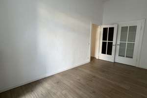 Toplage Pempelfort :freundliche 4-Zimmer-Wohnung mit Einbauküche und Balkon in Düsseldorf – Die vollständige Adresse der Immobilie erhältst du vom Anbieter., 40477 Pempelfort, Düsseldorf – Vorschaubild 5