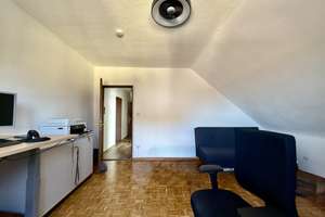 Großes Eigenheim mit Einliegerwohnung – Die vollständige Adresse der Immobilie erhältst du vom Anbieter., 31275 Lehrte – Vorschaubild 19