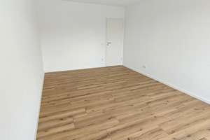 Helle 2-Zi-Wohnung, Balkon (Süd), 2. OG,  Unterrath, Erstbezug nach Komplettsanierung – Die vollständige Adresse der Immobilie erhältst du vom Anbieter., 40468 Unterrath, Düsseldorf – Vorschaubild 7