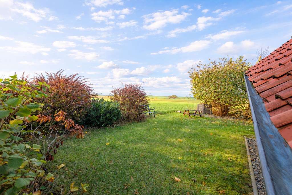 Immobilie in Börßum - Wohnen mit Weitblick: Modernisiertes Zweifamilienhaus in Börßum - Bild 3