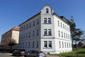 Frisch saniert & mit weißen WBS