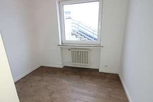 1,5 Zimmer Erdgeschoss-Wohnung in Bremerhaven zu vermieten! – Ahnthöhe 19, 27572 Fischereihafen, Bremerhaven – Vorschaubild 2