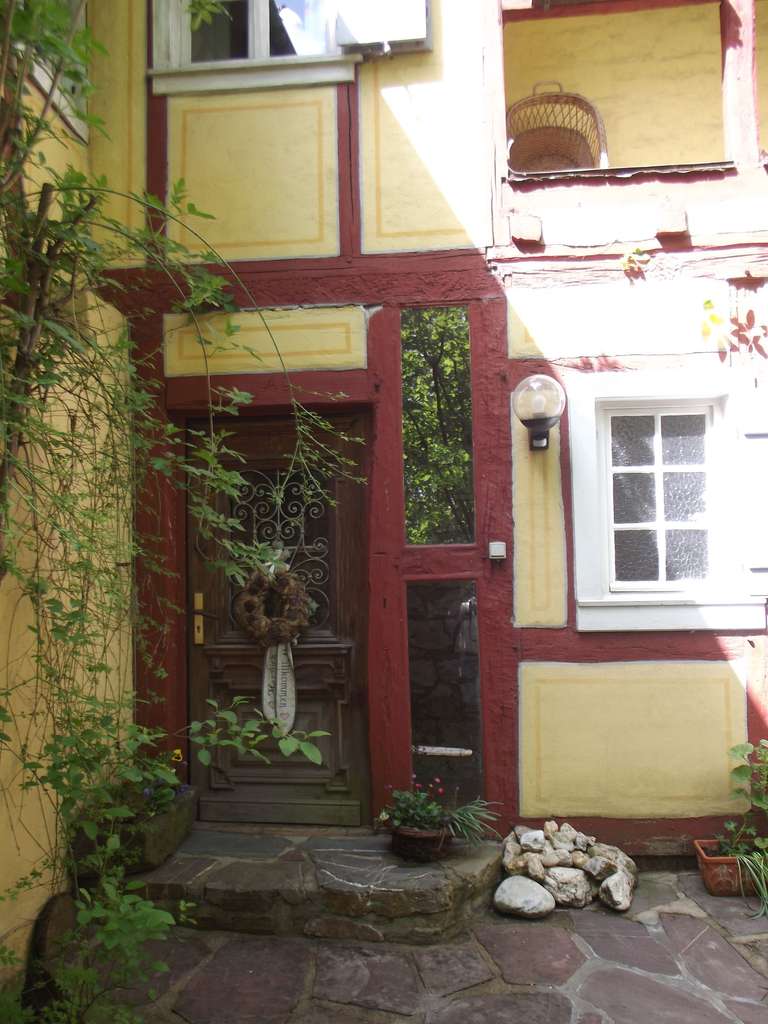 Immobilie in Bad Breisig - Historisches Bauernhaus mit 9 Zimmern in Waldorf, 140 m² Wohnfläche - Bild 3