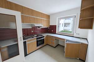 WG-taugliche Wohnung auf Zeit inkl. Tiefgaragenstellplatz– mit Balkon und guter U-Bahn-Anbindung – 80992 Alt-Moosach, München – Vorschaubild 2