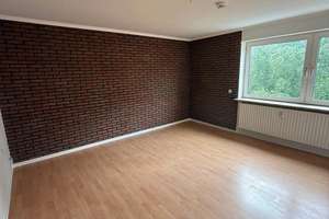 Schöne 4-Zimmer-Wohnung mit Einbauküche in Kiel – Pickertstraße  43a, 24143 Gaarden-Ost, Kiel – Vorschaubild 5