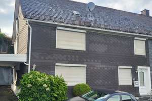 Attraktives Einfamilienhaus mit Carport und zusätzlichem Stellplatz zu vermieten – Die vollständige Adresse der Immobilie erhältst du vom Anbieter., 57555 Mudersbach – Vorschaubild 3