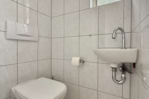 Single-Paradies:
charmante 2-Zimmer-Maisonette mit Hauscharakter in Toplage ! – Die vollständige Adresse der Immobilie erhältst du vom Anbieter., 70597 Waldau, Stuttgart – Vorschaubild 5