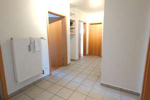  WG: Zentrale und frisch renovierte Studenten WG in Augsburg-Göggingen – Peter-Dörfler-Straße 3, 86199 Göggingen-Nordost, Augsburg – Vorschaubild 2